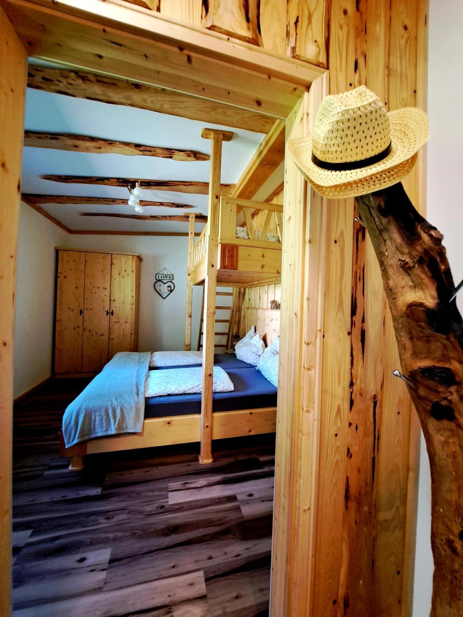 Erlebnisbauernhof Gutschi Ranch Kamp Cameră foto